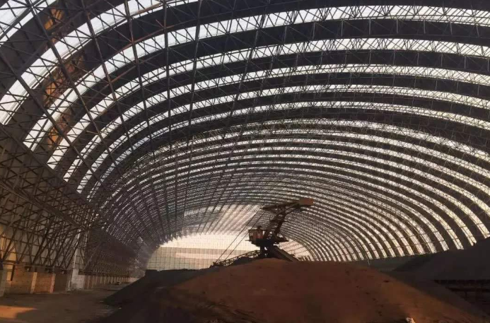 五指山概述原料场封闭技术的特点和类型
